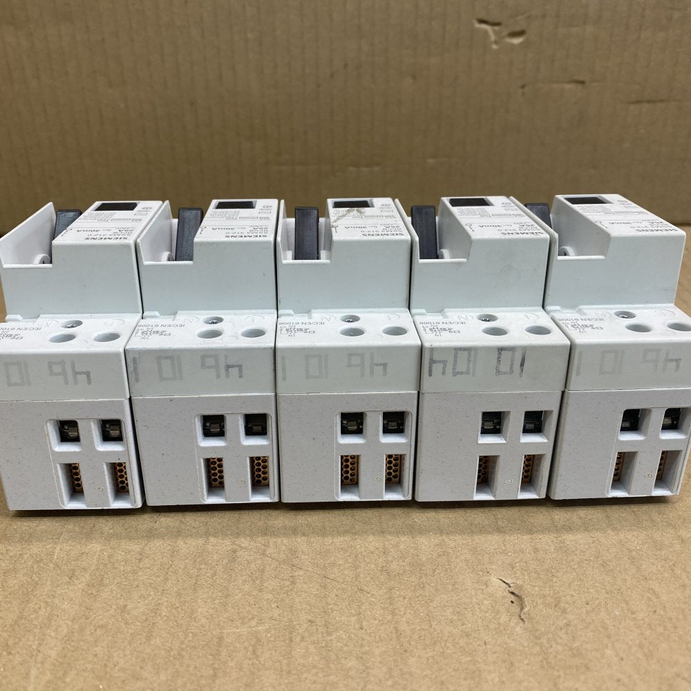 Residual Current Breakers Siemens 25A Double Pole RCCB 30mA (Pack of 5)