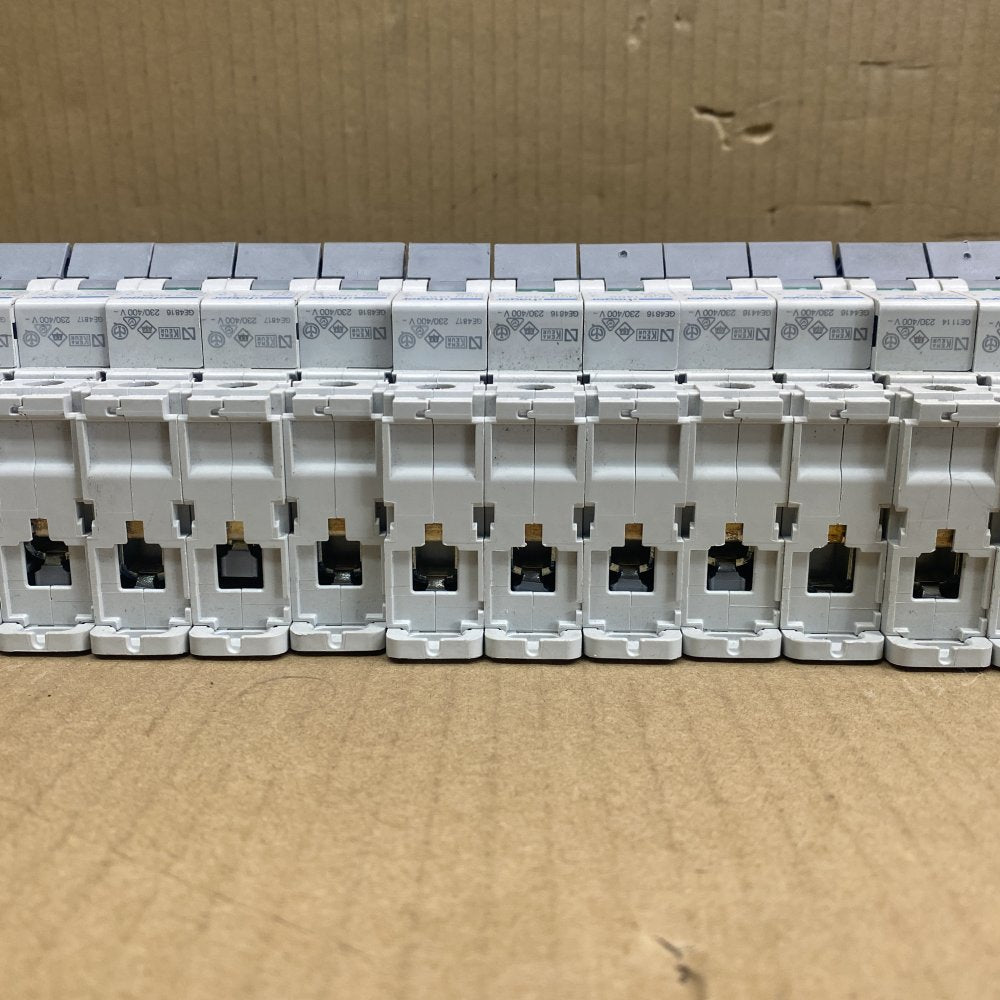 MCB Circuit Breakers Hager Single Pole 140-163A 230/400V Set of 12