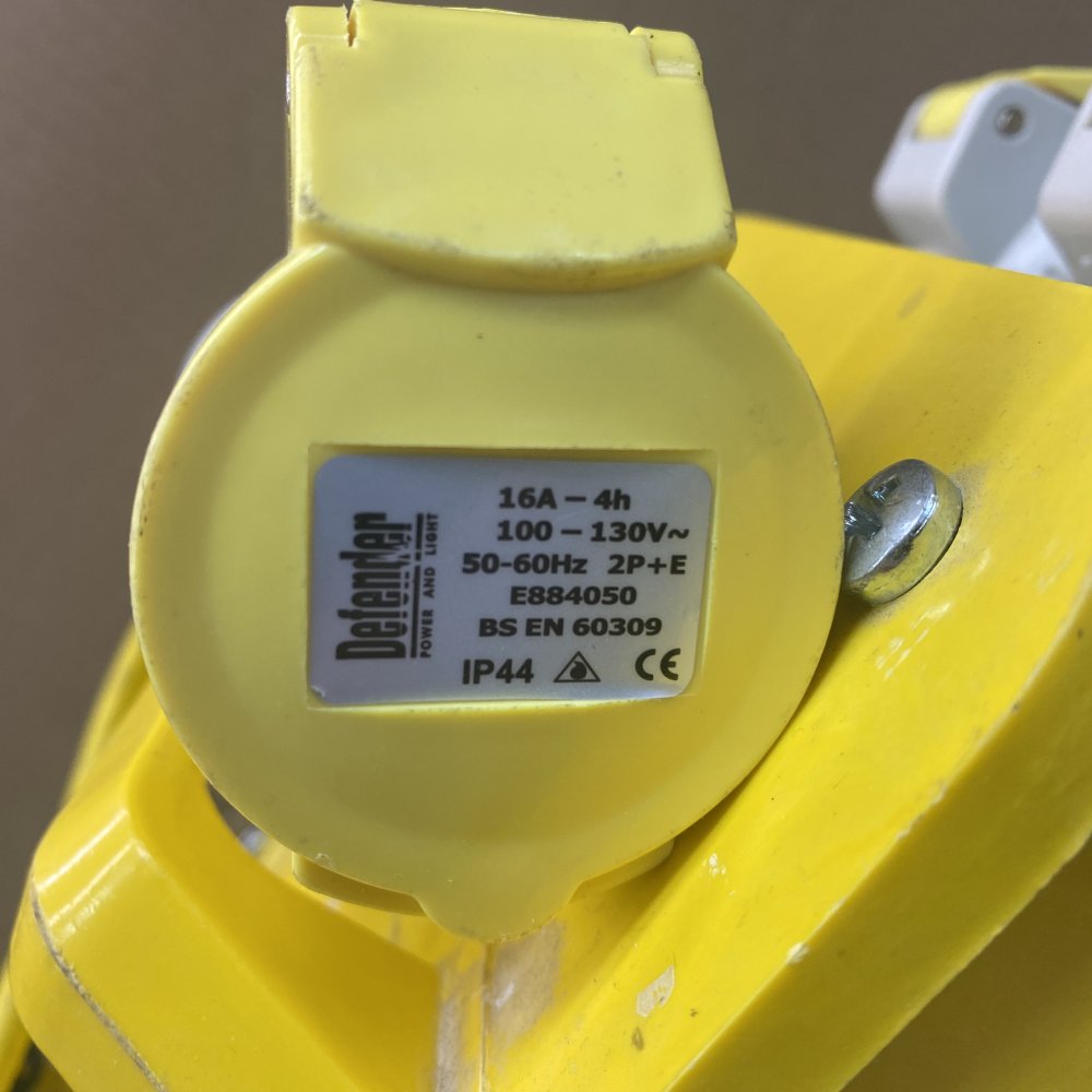 Portable Transformer Carroll & Meynell 1.5kVA 230V to 110V IP44 Tool