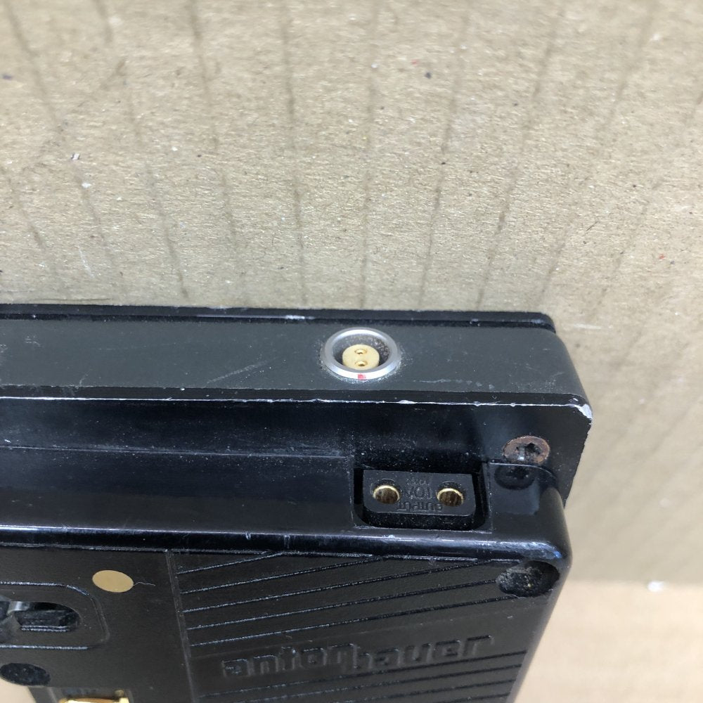 Gold Mount Adapter Hawk-Woods AB-CFA2 for ARRI Amira Camera Power