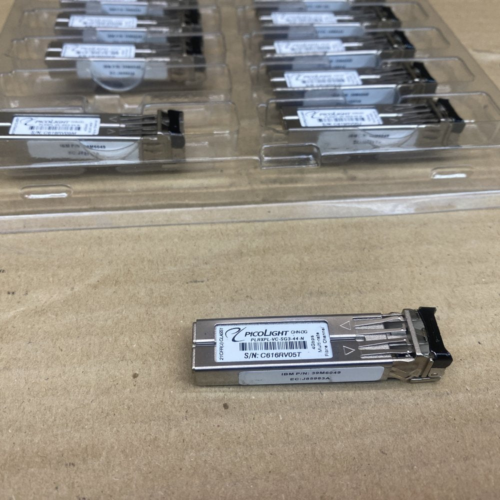 SFP Transceiver, 4Gbps, 850nm, PicoLight PLRXPL-VC-SG3-44-N Optics