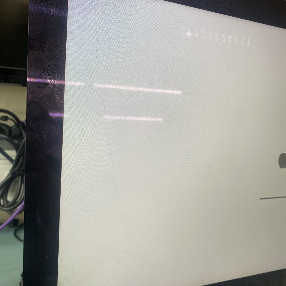 Office All-in-One iMac Intel i5 8GB 120GB SSD 21.5in Cracked Display
