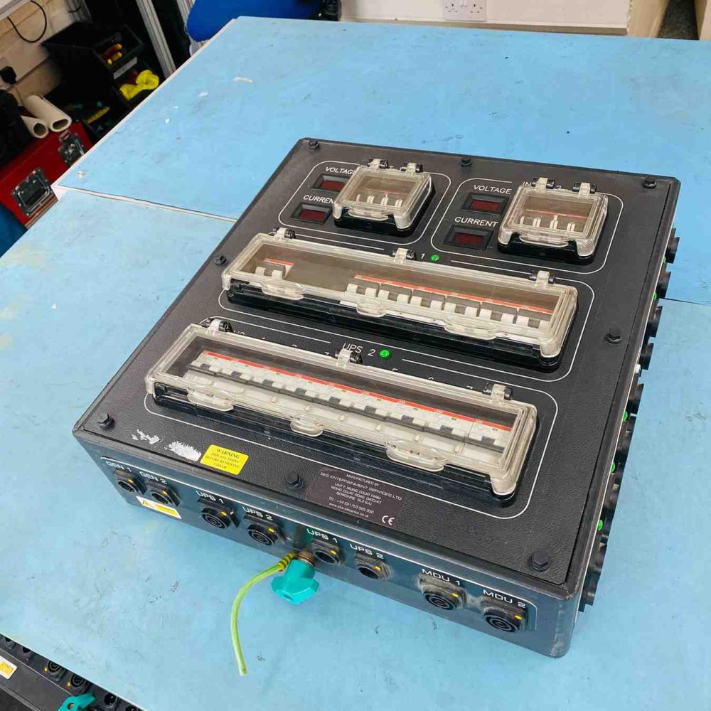 Professional Dual UPS Power Distribution Unit GES 16xMCB 2xGenerator Portable