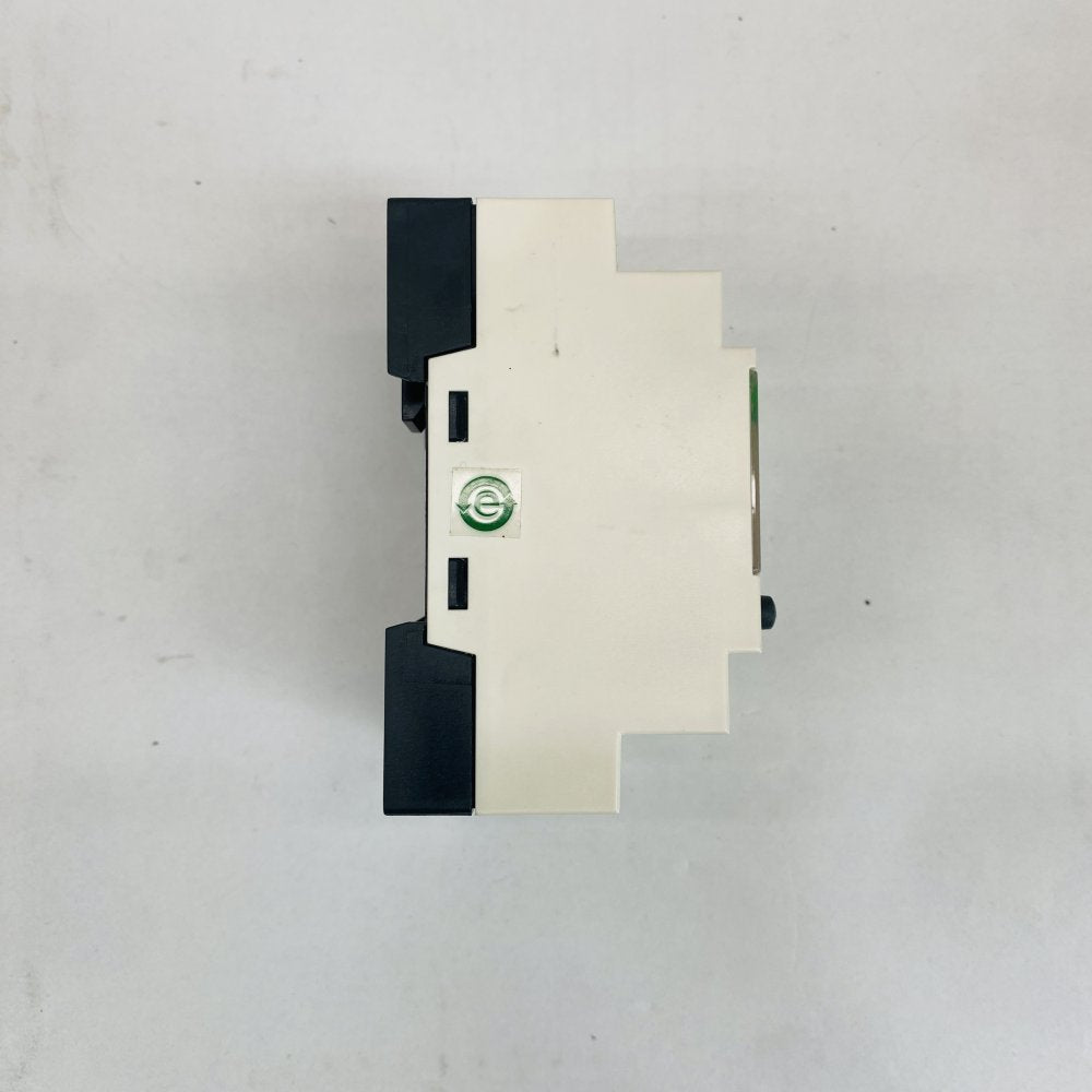 Industrial Smart Relay Schneider SR3B101FU 6 Inputs 4 Outputs 240V Modular