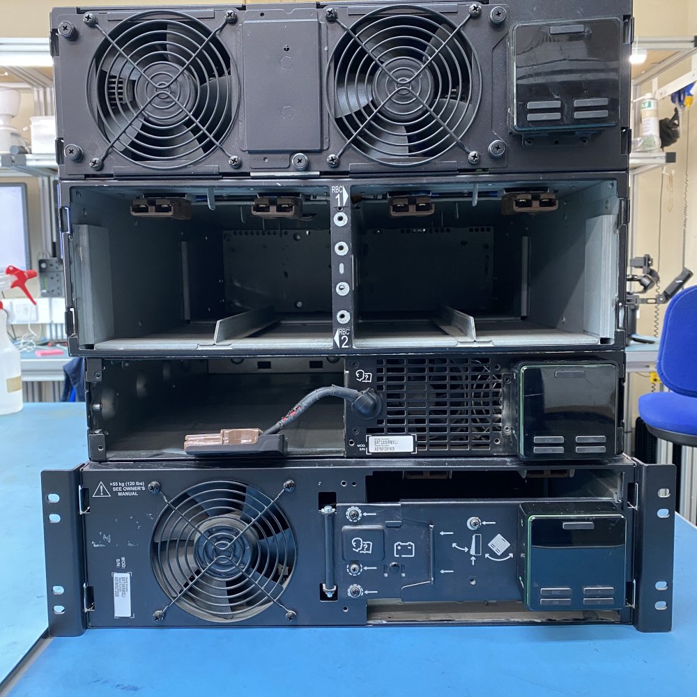 Rack-Mount UPS Bundle APC SRT10KRMXLI 5KRMXLI 3000RMXLI High Efficiency