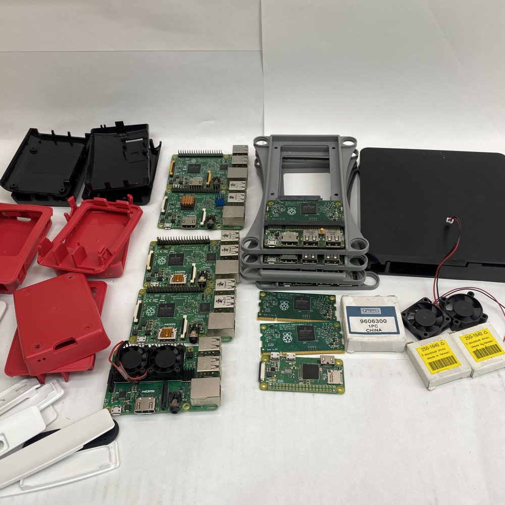 Versatile Raspberry Pi Compute Module IoT Kit 3 CM3 SATA & Wi-Fi