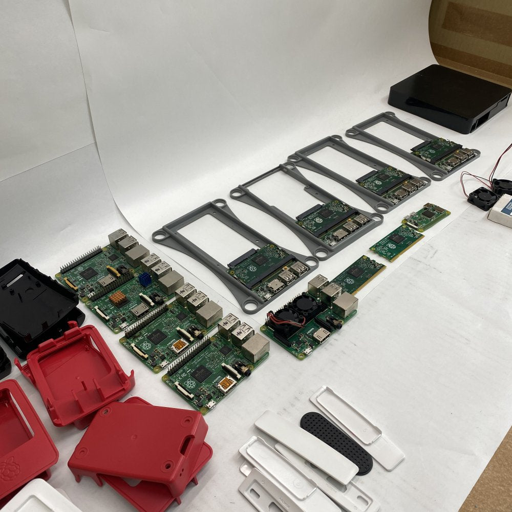 Versatile Raspberry Pi Compute Module IoT Kit 3 CM3 SATA & Wi-Fi