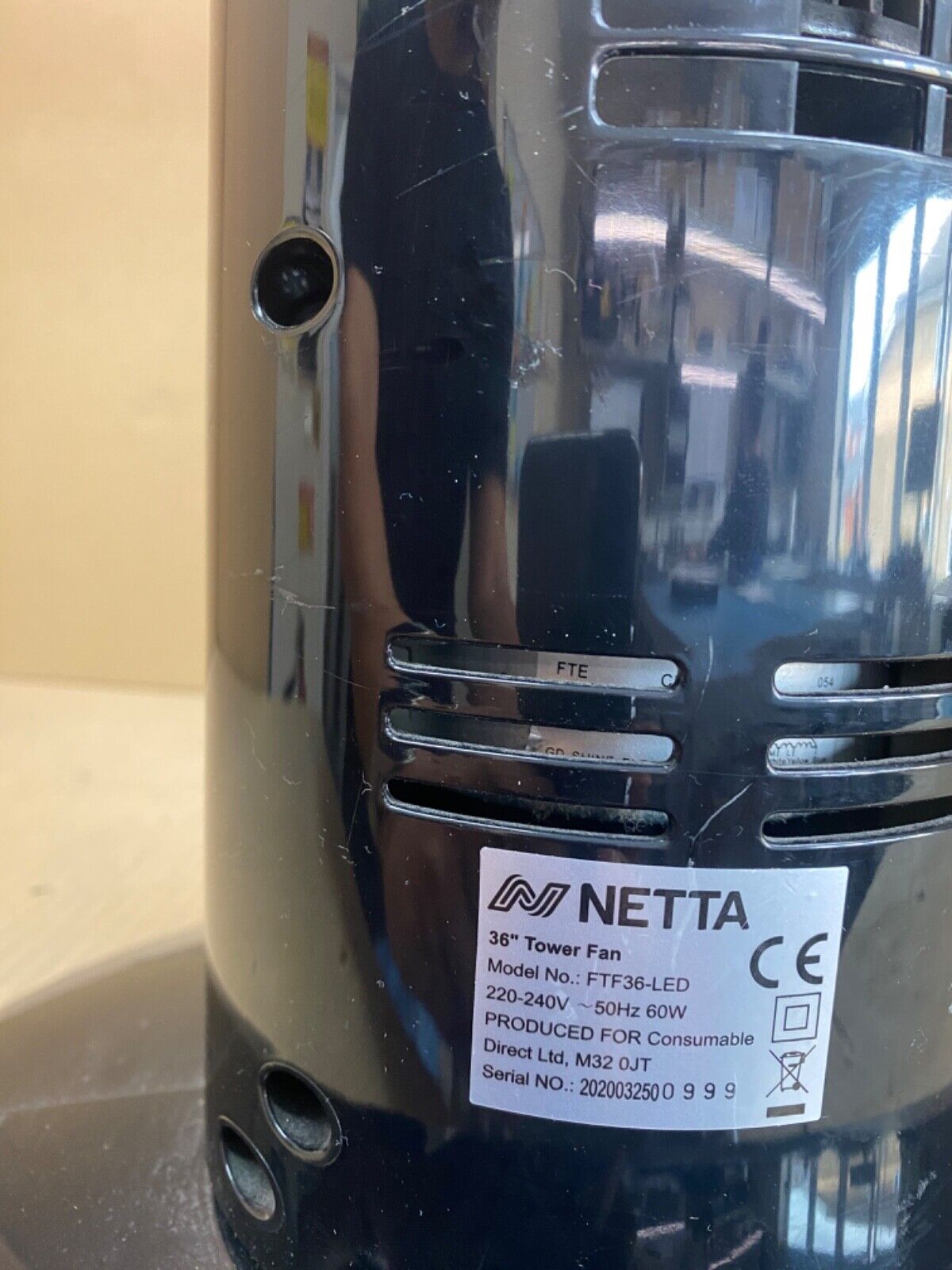 Oscillating Tower Fan 36-Inch Netta LED Display 3 Speeds Timer Remote