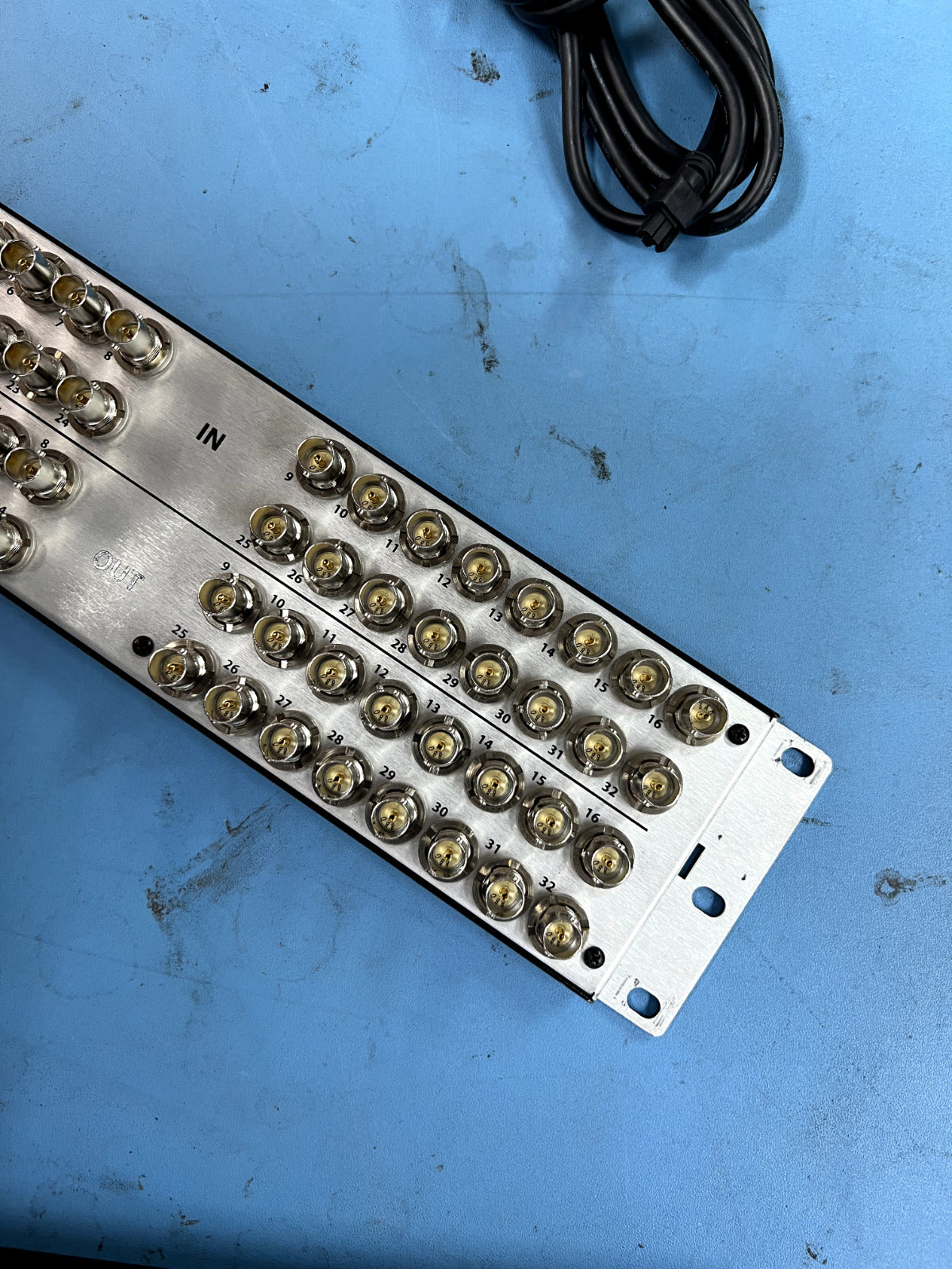 Broadcast ASI DVB Router 32x32 Miranda CR3232-SD, Rack-Mount Compact