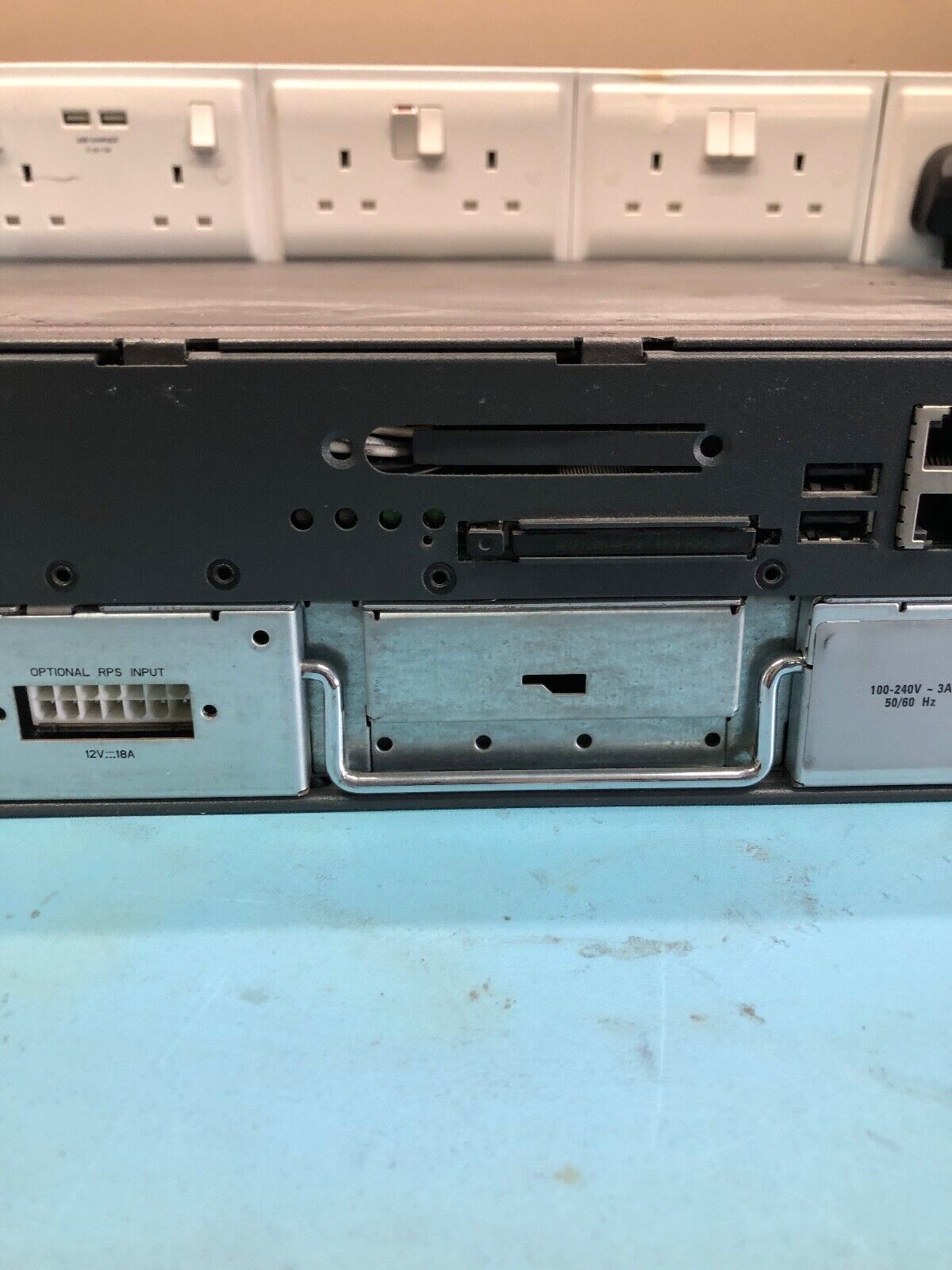 High-Security Ethernet Router, Cisco 2821-HSEC/K9 V03, Dual Gigabit Ports
