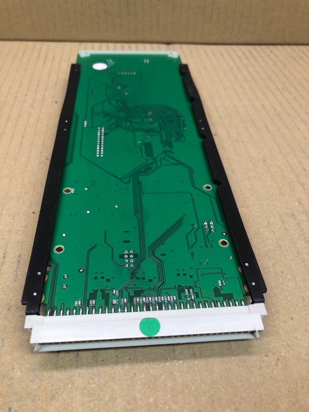 Broadcast Reclocking SDI Distribution Amplifier Crystal Vision 1080p 3G HD