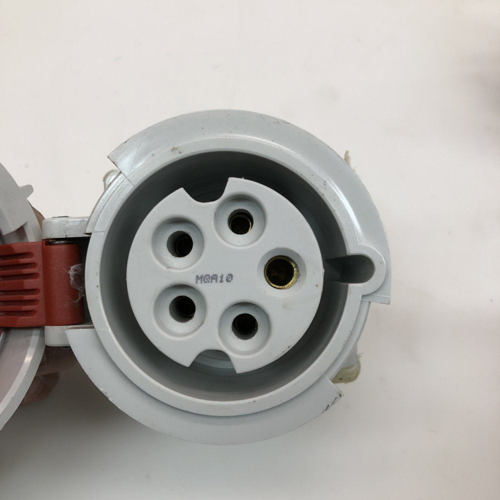 MENNEKES 32A 3P+N+E IP67 Power Inlet Socket 240/415V Industrial Panel