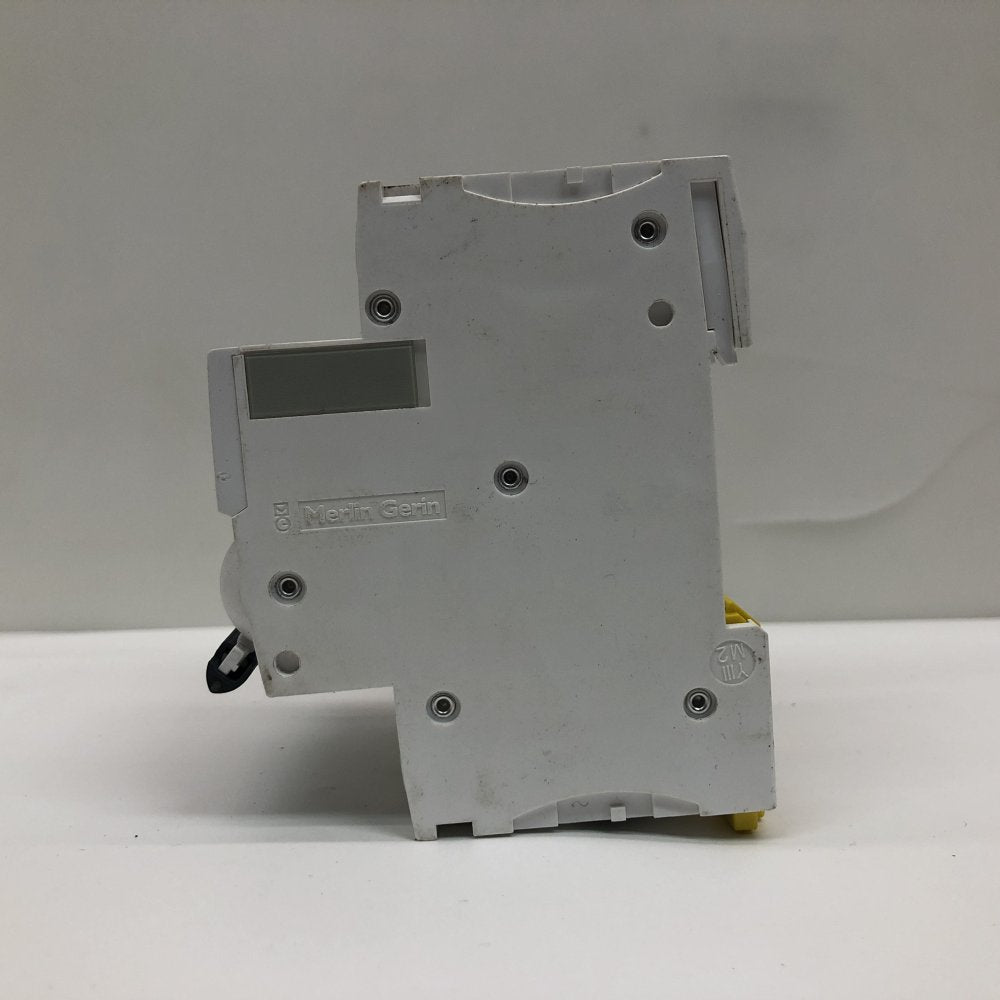 Schneider Electric iC60H 3 Pole 32A MCB Circuit Breaker Industrial C Curve