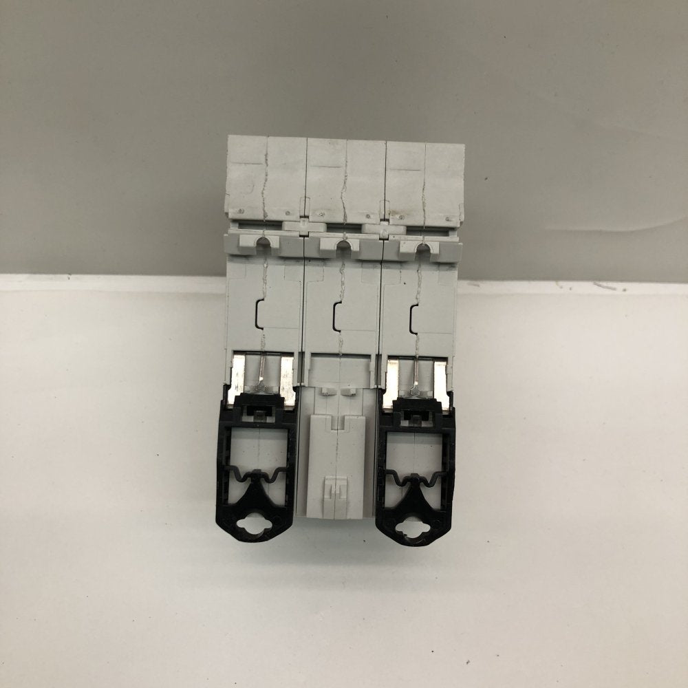 GE AST M Industrial 63A 3 Pole 415V MCB DIN Rail Twin Pack New