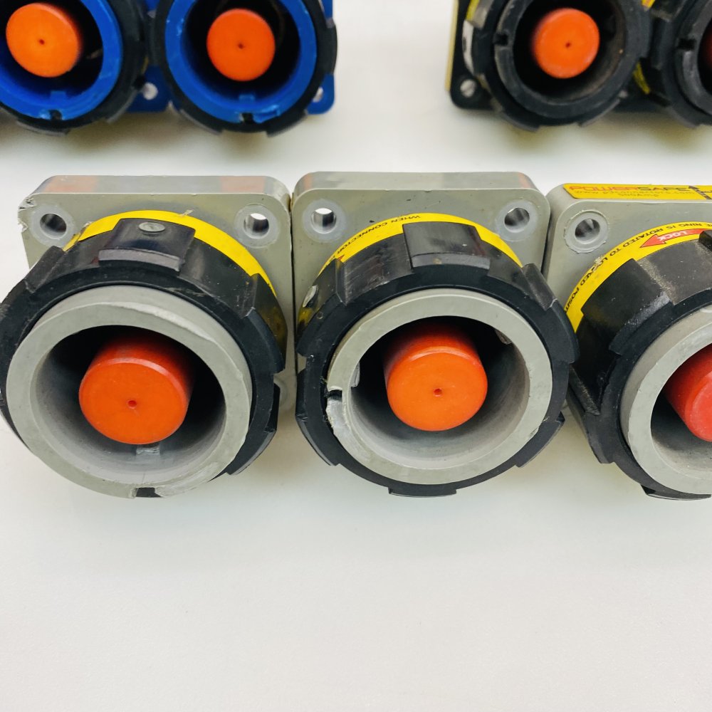 PowerSafe P3 600A Camlock Electrical Connectors Lot of 9