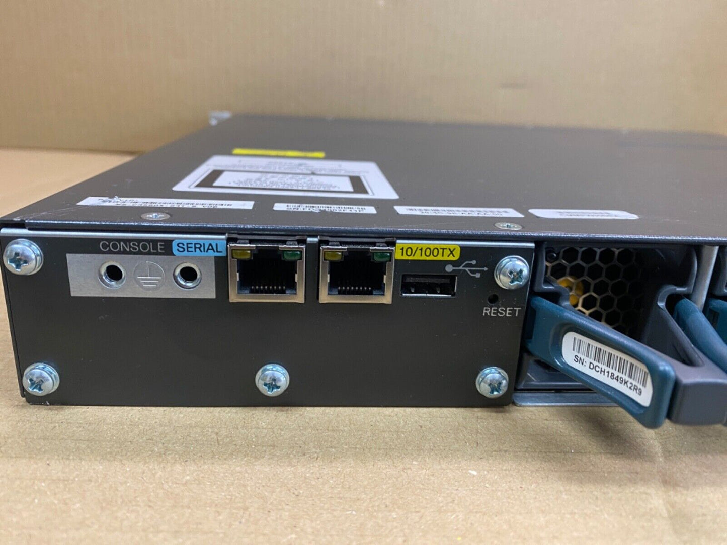 Cisco Catalyst 3560-X Gigabit Ethernet Switch, 24-Port, Stackable