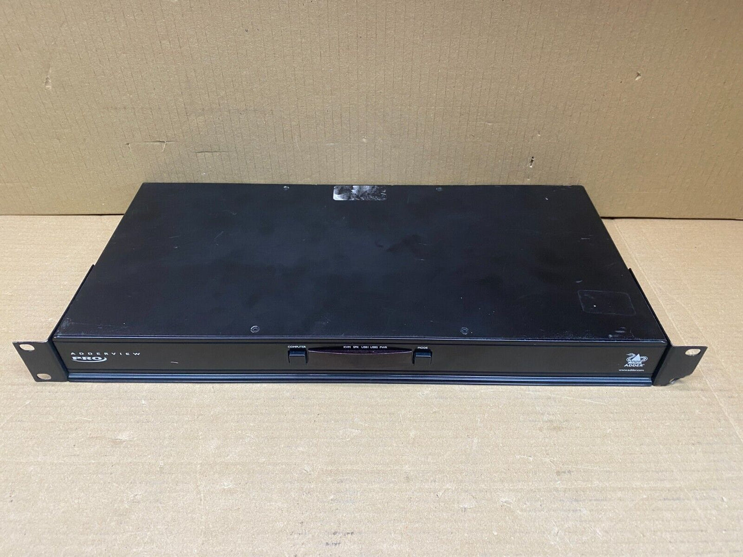 Professional 8-Port Dual Monitor USB KVM Switch AdderView AV8PRO-DVI