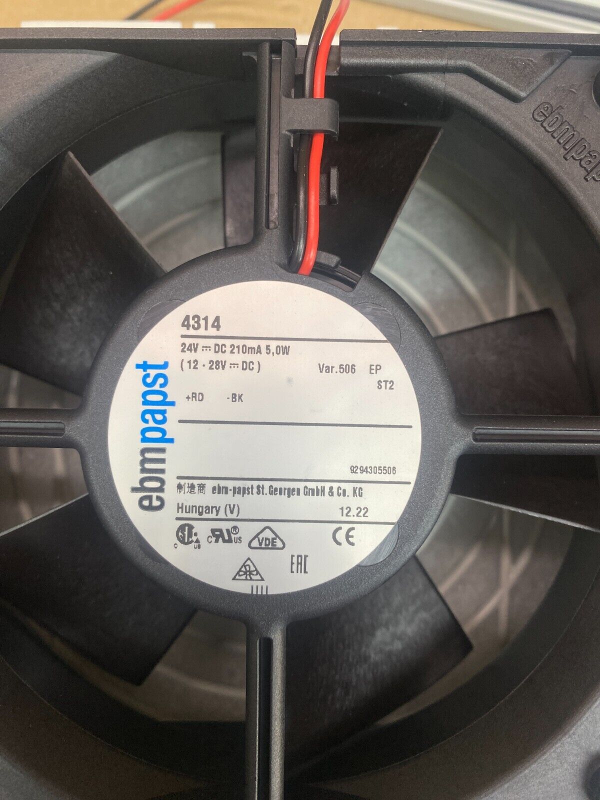 Industrial Cooling Enclosure Filter Fan, Pfannenberg PF 32.000 Efficient