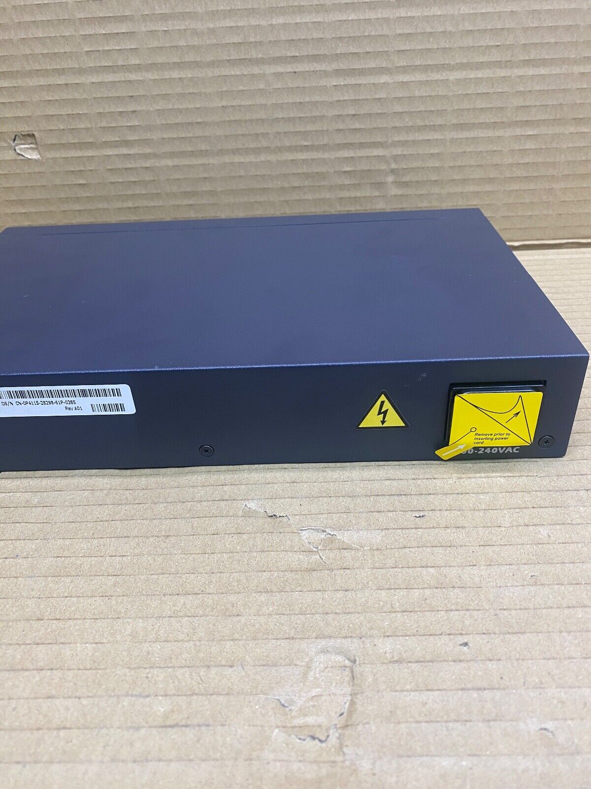Dell PowerConnect 2216 16-Port Unmanaged Ethernet Switch Rack-Mount