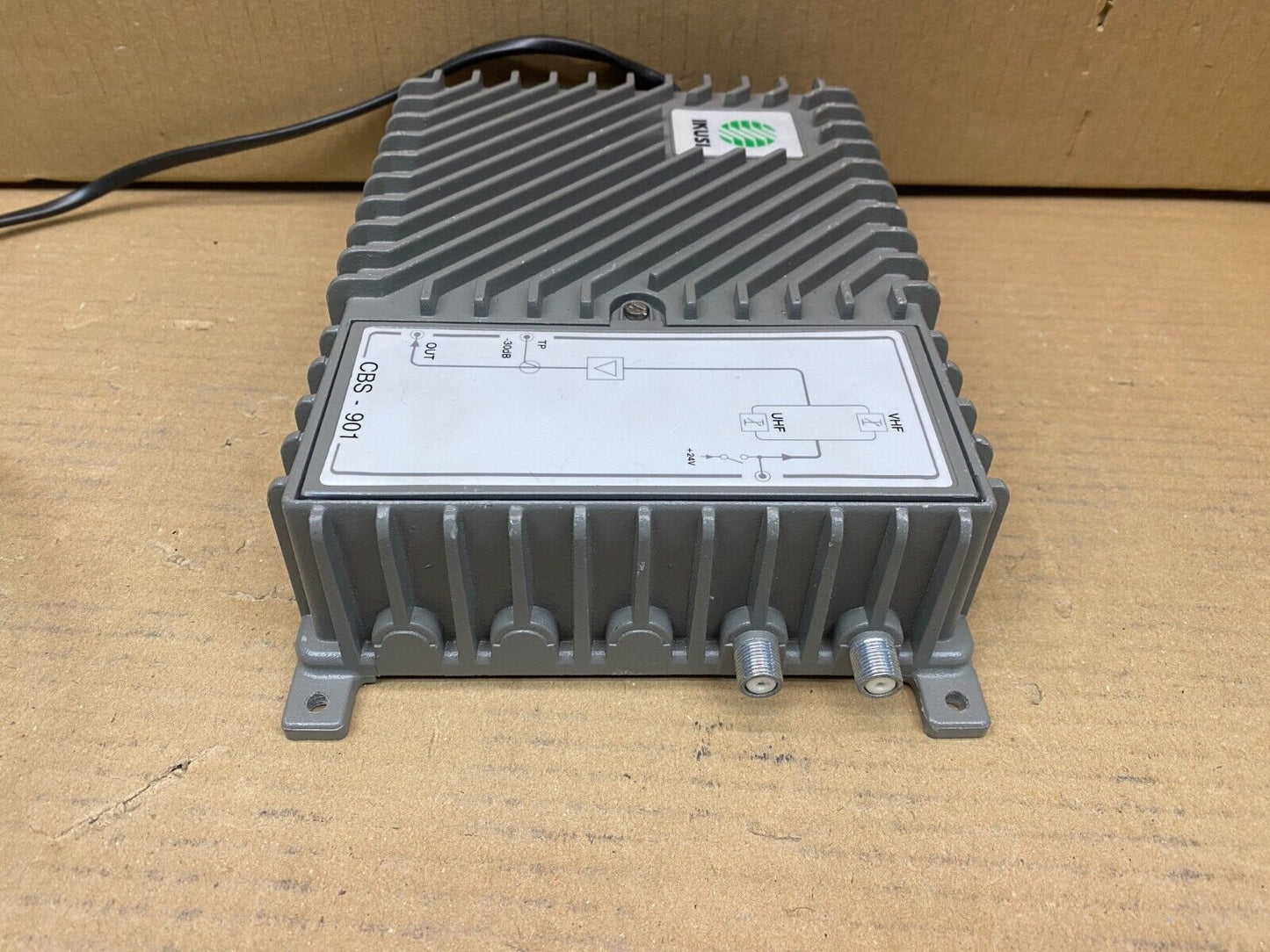 Professional TV Signal Amplifier Ikusi CBS-901 47-862MHz 120dB High Output