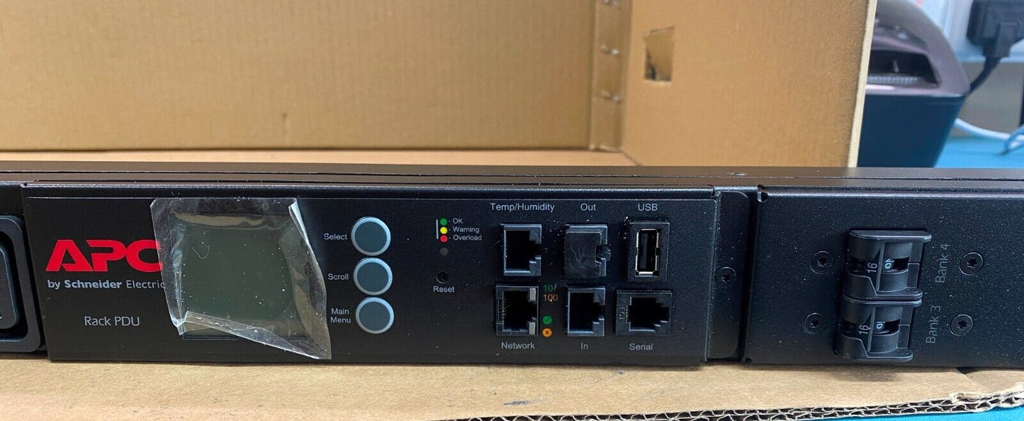 Industrial Metered Rack PDU Schneider APC AP8886 32A 22kW ZeroU 42 Outlets
