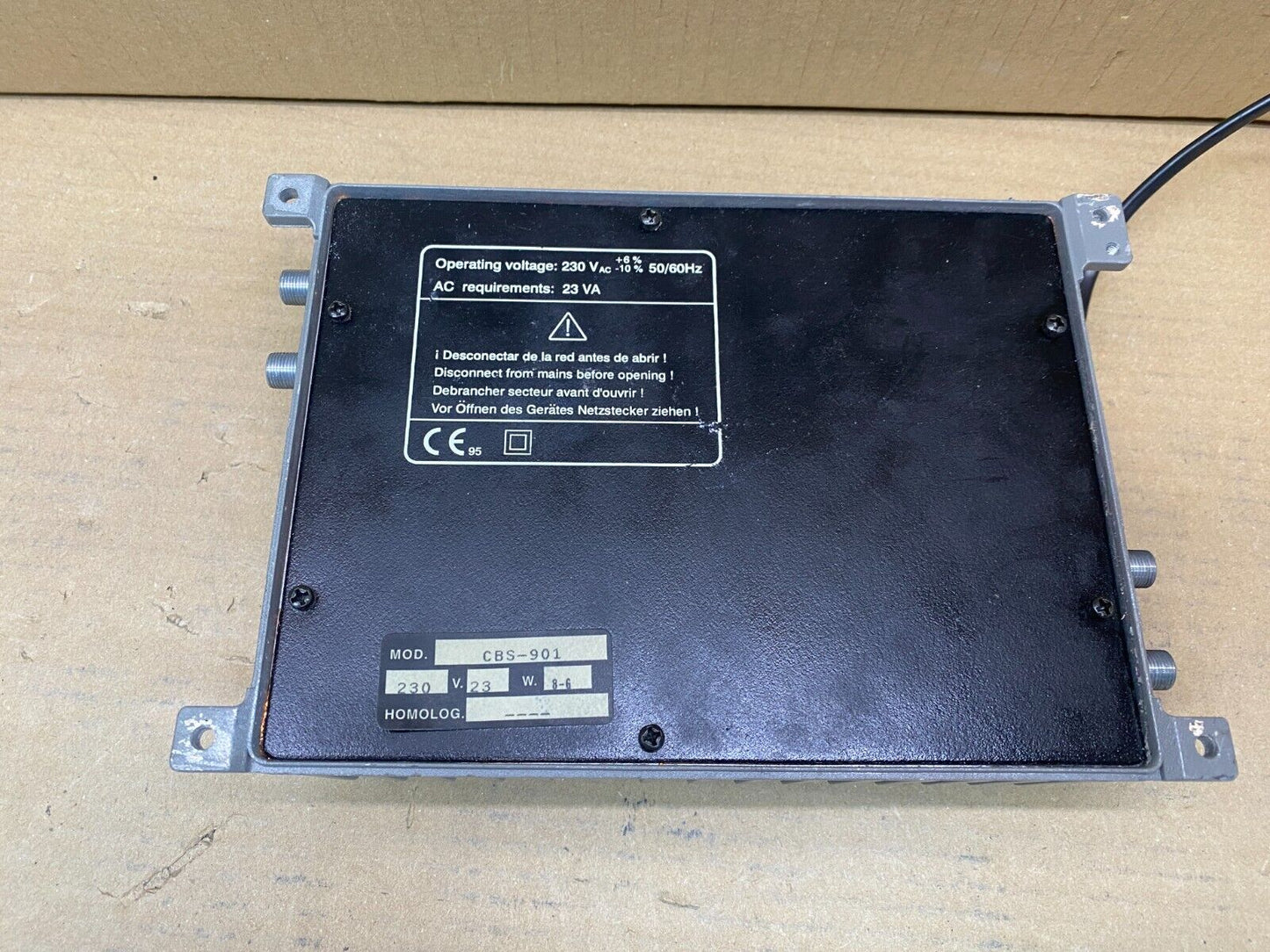 Professional TV Signal Amplifier Ikusi CBS-901 47-862MHz 120dB High Output
