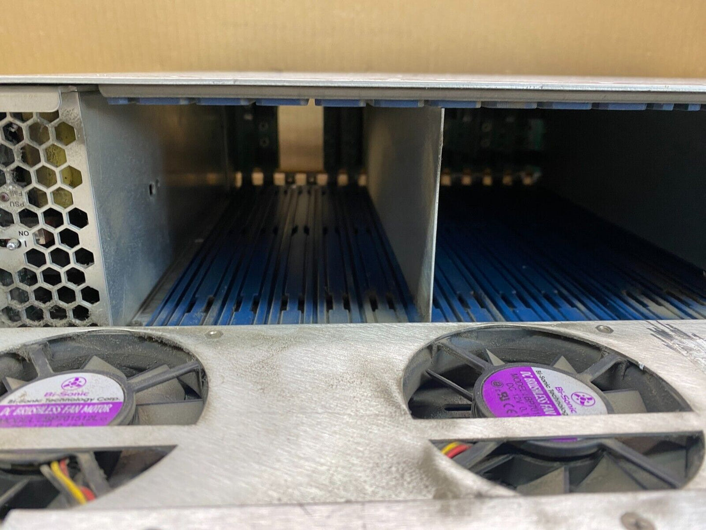 Broadcast SDI Audio Frame Leitch FR6802+ Rack-Mount Unit, Professional