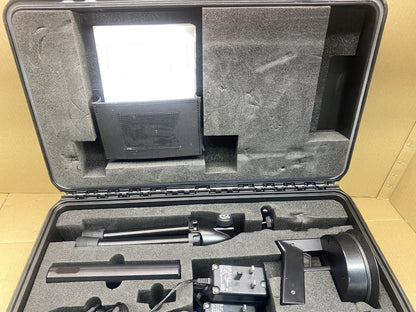 CRT HDTV Colour Analyser PM 5639 Portable PC-Compatible 64x128 LCD Display