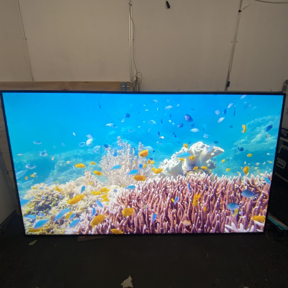 Professional 4K UHD Smart Signage Monitor, Samsung QM98F, HDMI USB 98" Display