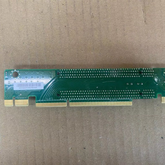 Supermicro PCIe Riser Cards RSC-R1UW-2E16 1U WIO Slot Set, Quad Pack