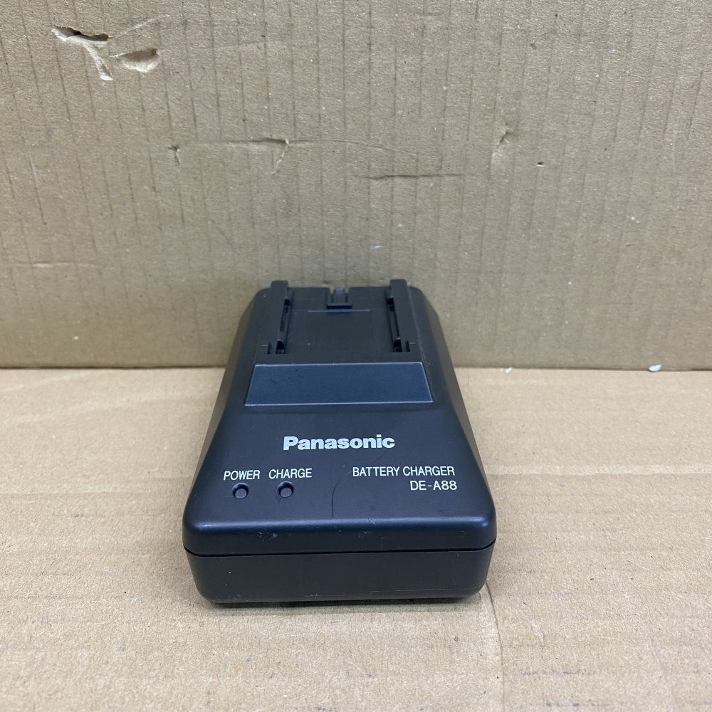 Panasonic DE-A88 OEM Battery Charger for VW-VBG6 Camcorder Battery