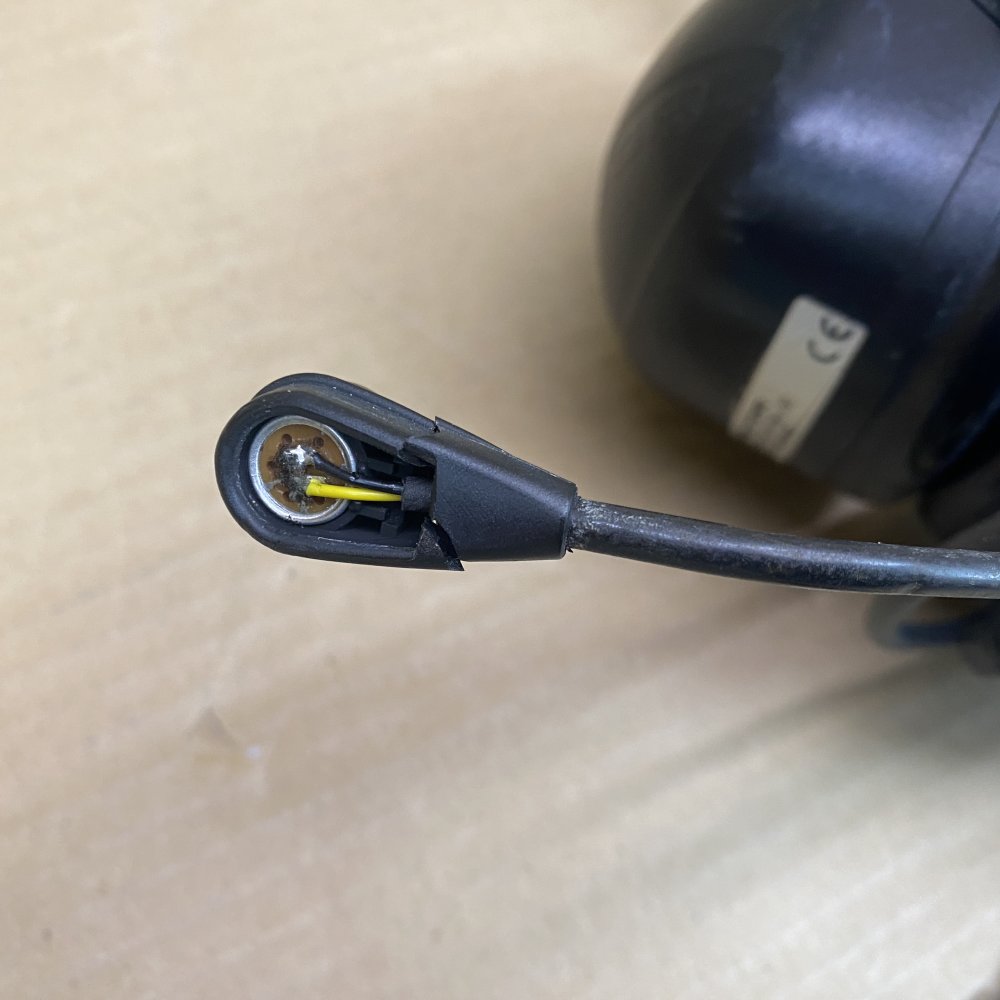 3M Peltor Tactical Headset MT53H79A-32 Noise-Cancel Mic Damaged Black