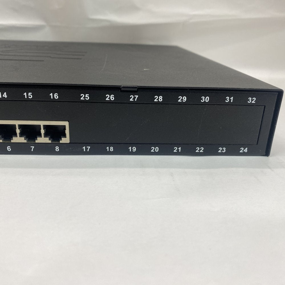 Raritan DKX3-108 KVM-over-IP Switch, Professional, 8 Port, USB, Ethernet