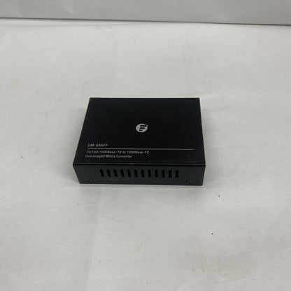 Unmanaged Ethernet Media Converter with Gigabit SFP UM-GASFP