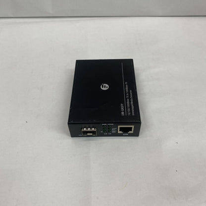 Unmanaged Ethernet Media Converter with Gigabit SFP UM-GASFP