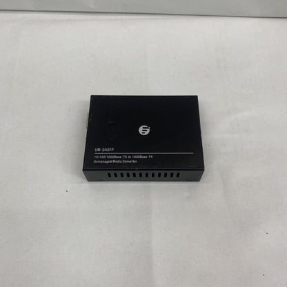 Unmanaged Ethernet Media Converter with Gigabit SFP UM-GASFP