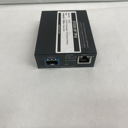 Unmanaged 10G Ethernet Media Converter, Base-T to Base-R, Rack-Mountable