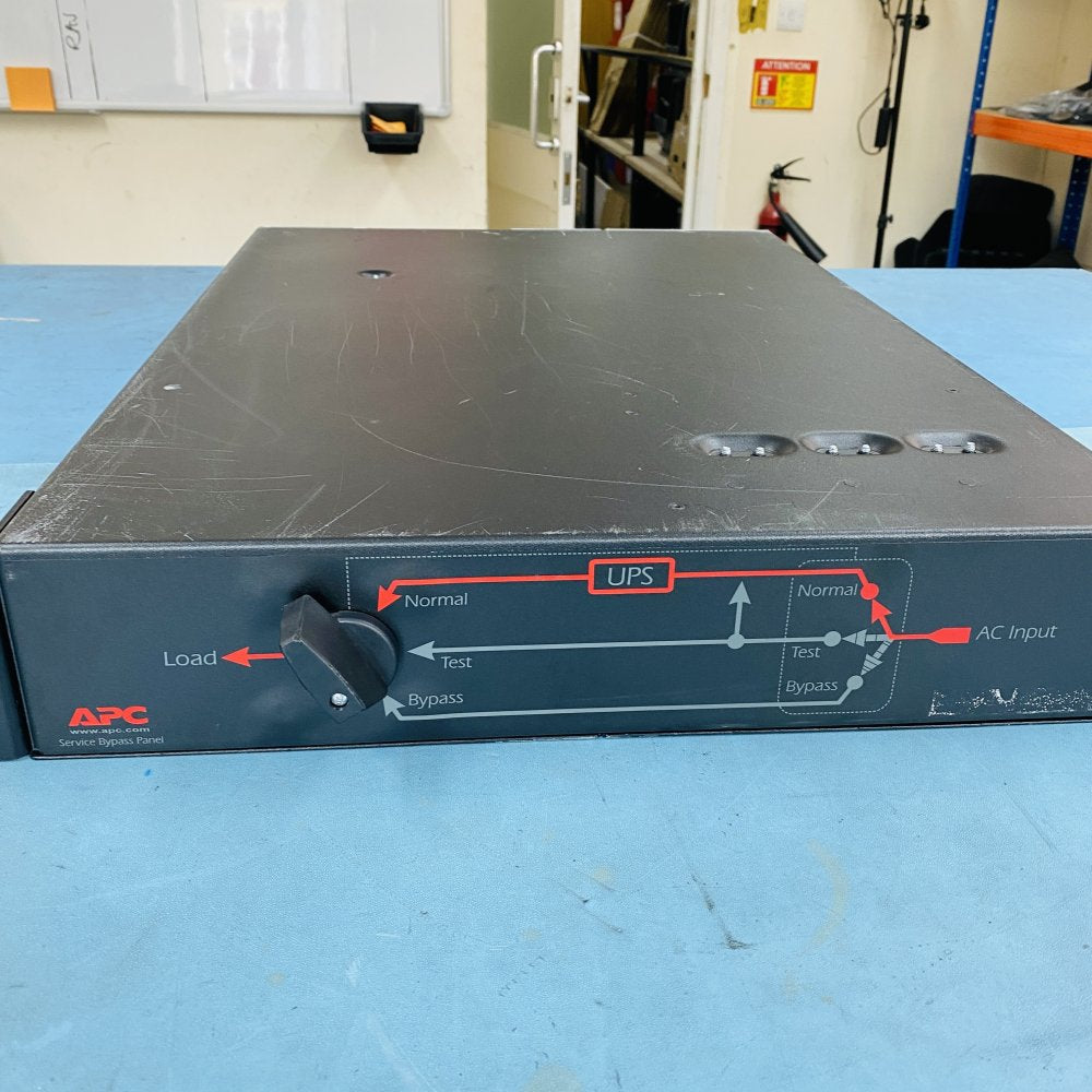 APC SBP3000 30A 100-240V Service Bypass Panel for Smart-UPS 7200VA/3kVA