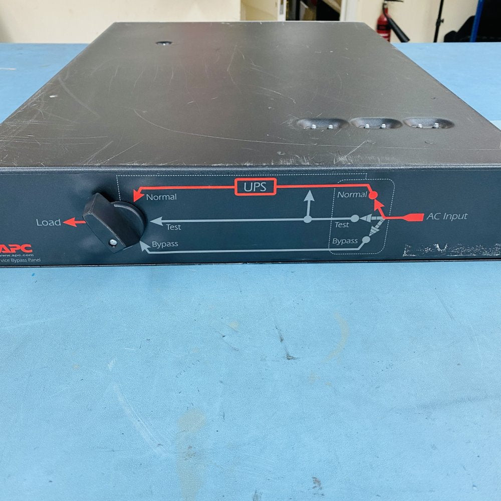APC SBP3000 30A 100-240V Service Bypass Panel for Smart-UPS 7200VA/3kVA