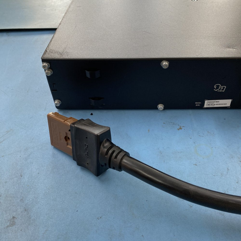 APC Smart-UPS SRT 96V 3U Battery Pack SRT96RMBP – Rackmount External Battery