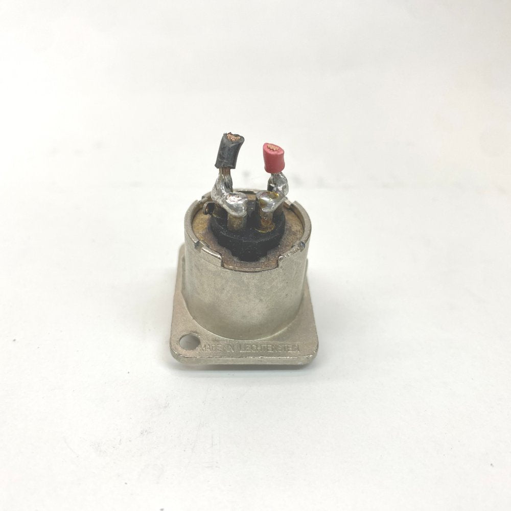 Neutrik NC4FD-LX Female 4 Pin XLR Chassis Panel Mount - Bundle of 20