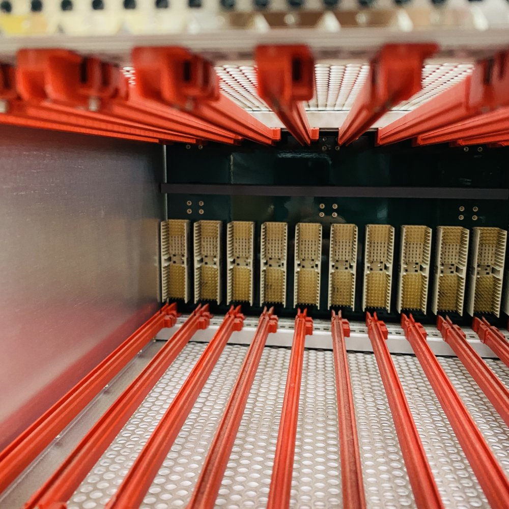 Broadcast Modular DALLIS Router Chassis MADI LAWO 940/06 Rack Mount 3-RU Frame