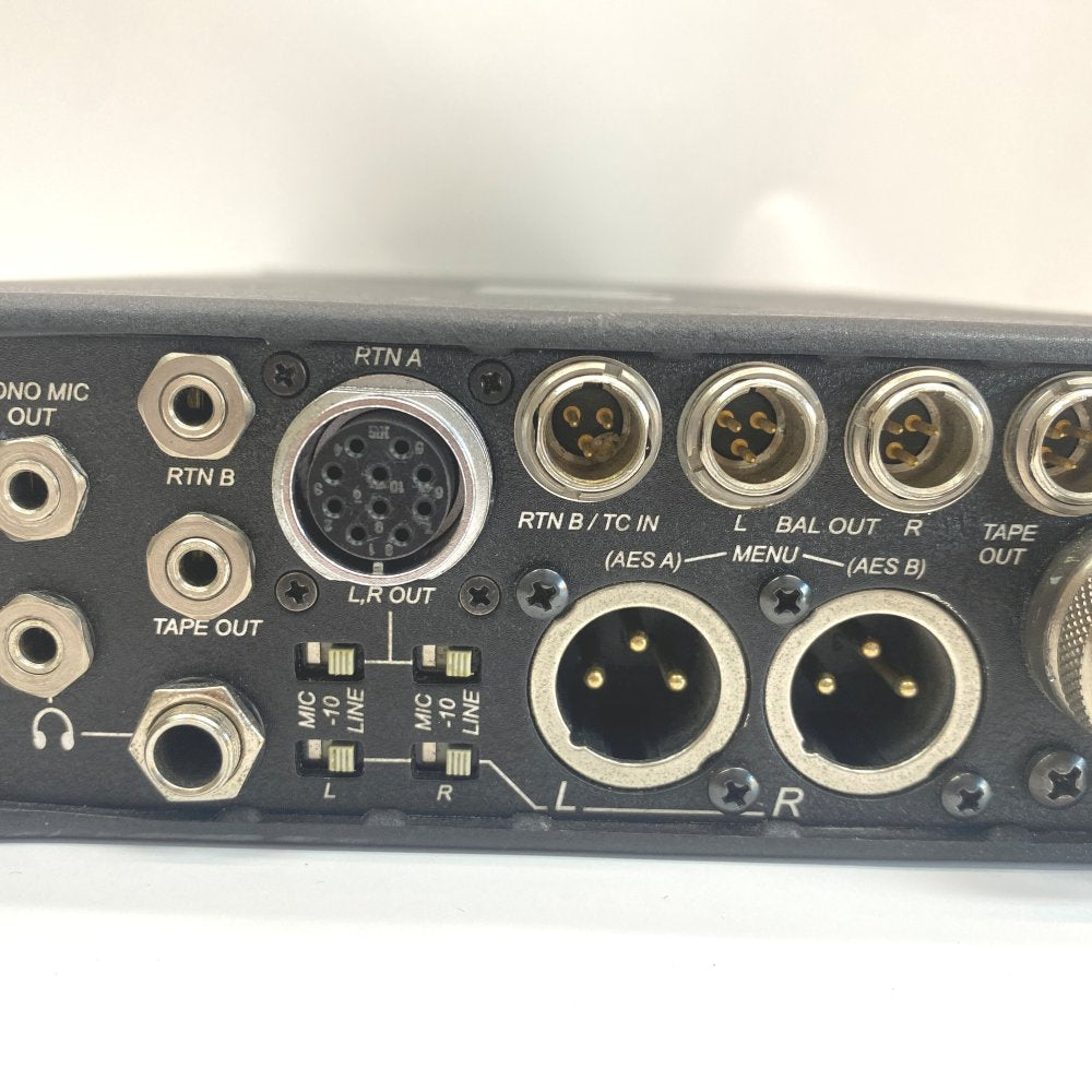 Professional Field Mixer Sound Devices 552 Five-Input, Mic, XLR, 1080p