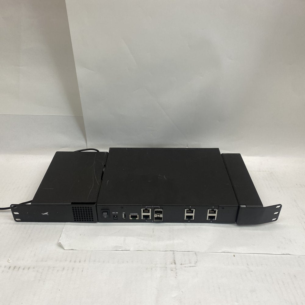 Enterprise Networking Lot: Nuage VPN Router, 2x Planet Servers