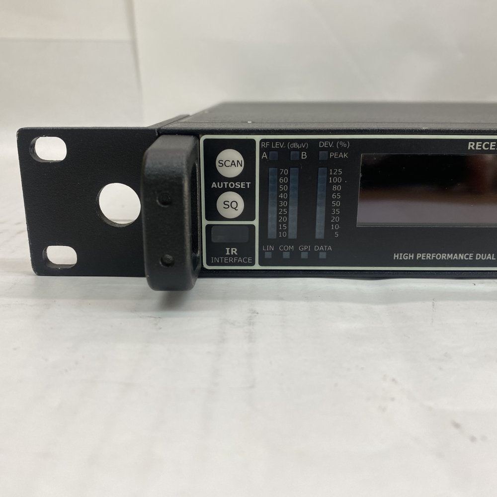 Broadcast Dual True Diversity Receiver Wisycom MRK960 Rack-Mount 4K