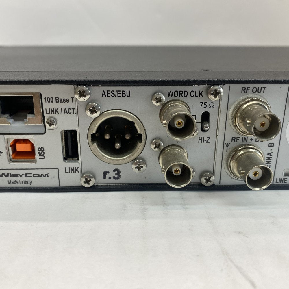 Broadcast Dual True Diversity Receiver Wisycom MRK960 Rack-Mount 4K