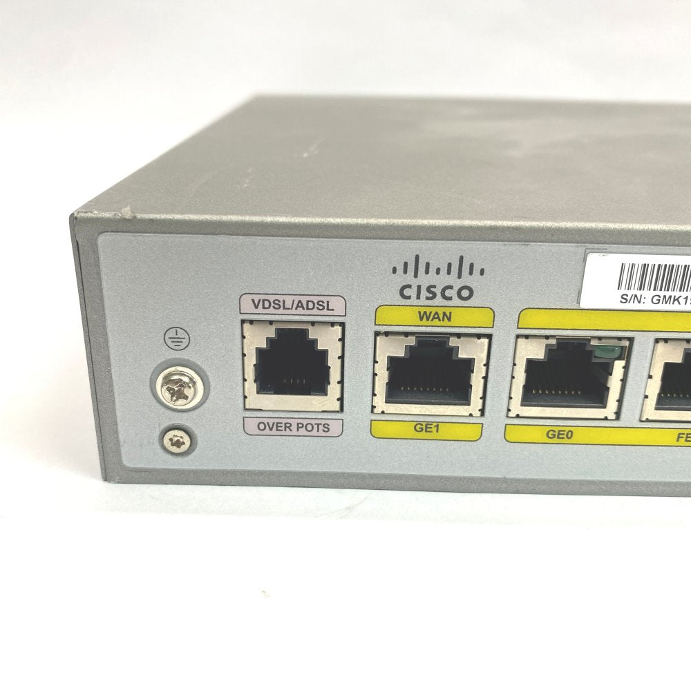Cisco 867VAE-K9 Cisco 860VAE Secure VDSL2/ADSL2+ Router / 5-Port Switch / Used