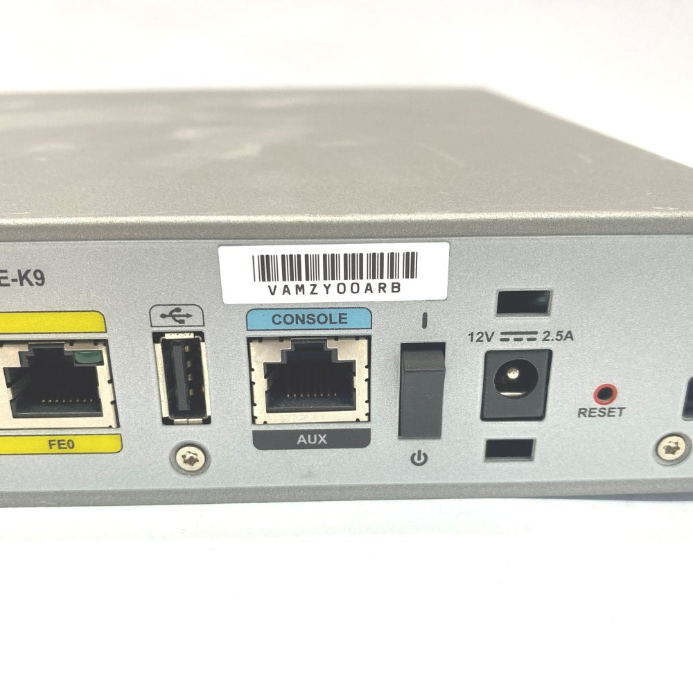 Cisco 867VAE-K9 Cisco 860VAE Secure VDSL2/ADSL2+ Router / 5-Port Switch / Used