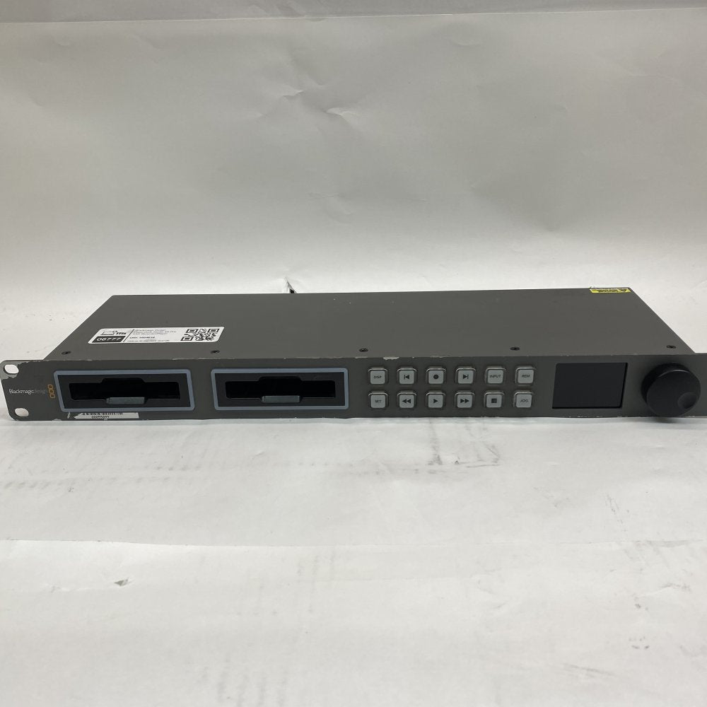Broadcast 4K SSD Recorder SDI HDMI LAN XLR Blackmagic HyperDeck Studio 4K Pro