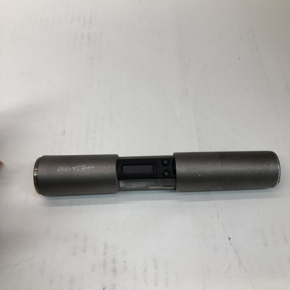 Broadcast Wireless Microphone System Wisycom MTH410 MPR30 516-698MHz